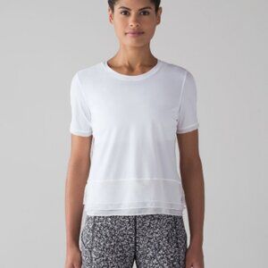 Lululemon Sole Training Short Sleeve Active Lightweight Top Tee Shirt Size M